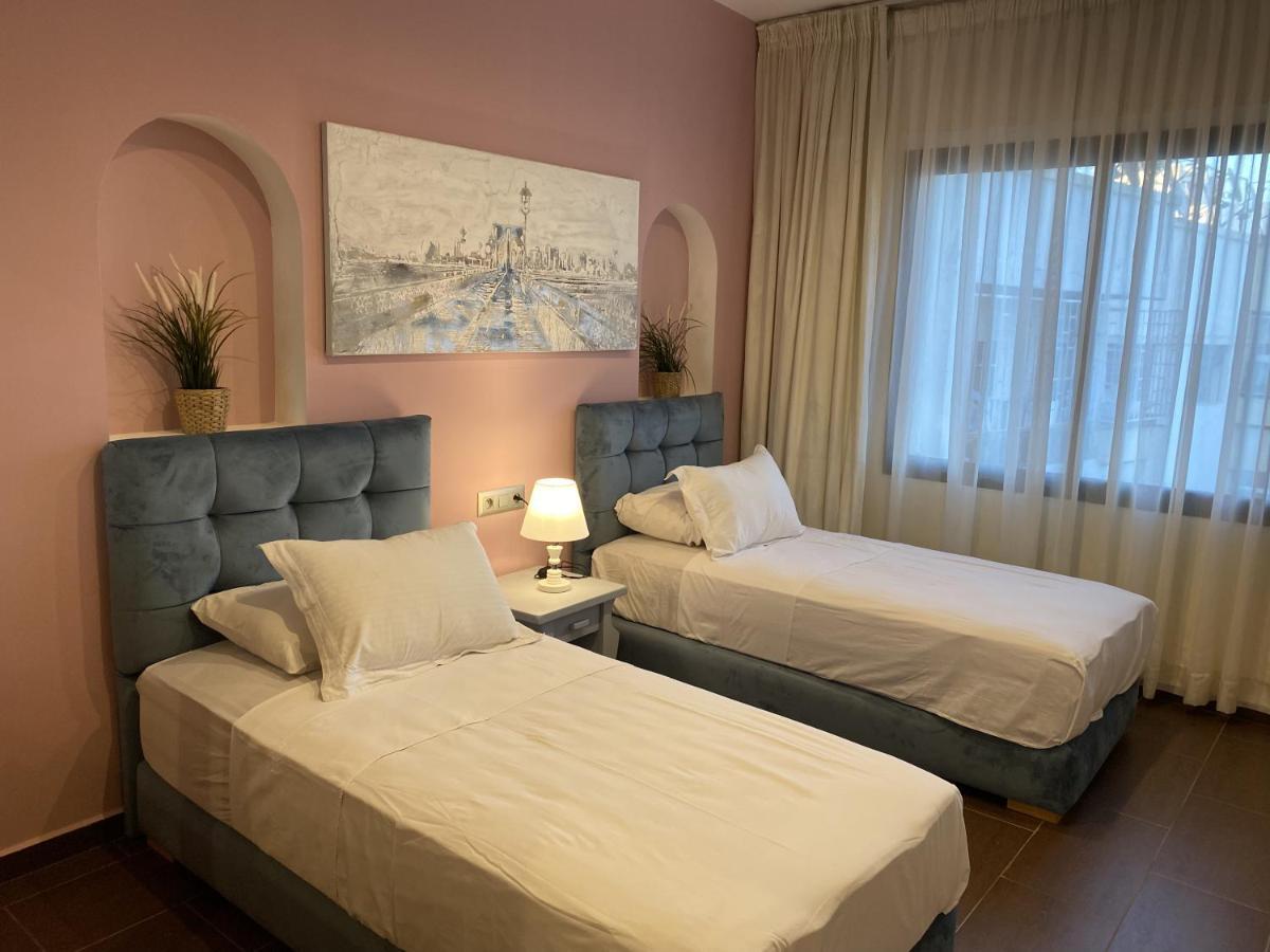 Appartement Moderne Et Spacieux Au Coeur De Tanger Exterior foto